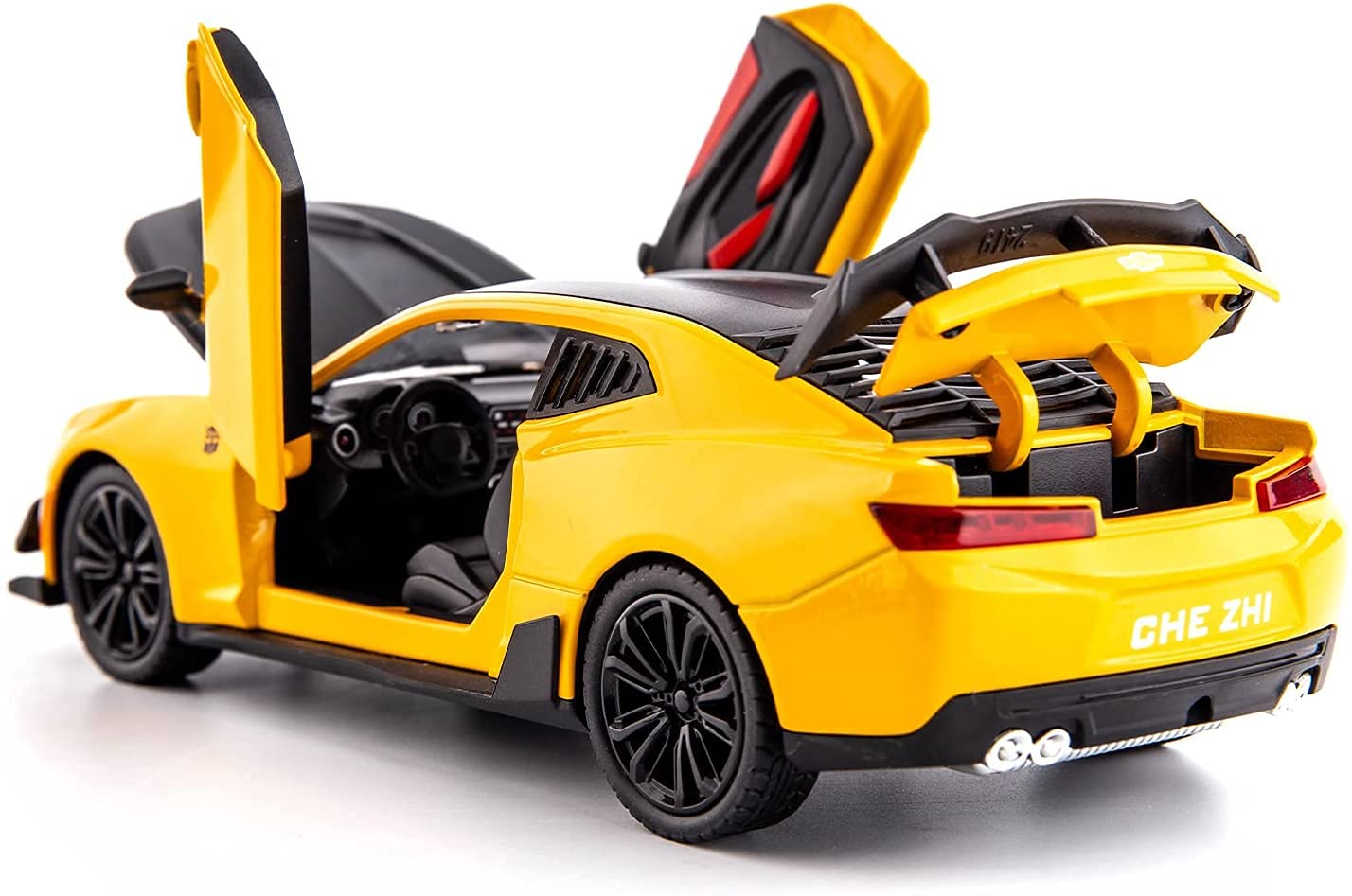 🚗✨ 1:24 Chevrolet Metal Car – For Kids ✨🚗