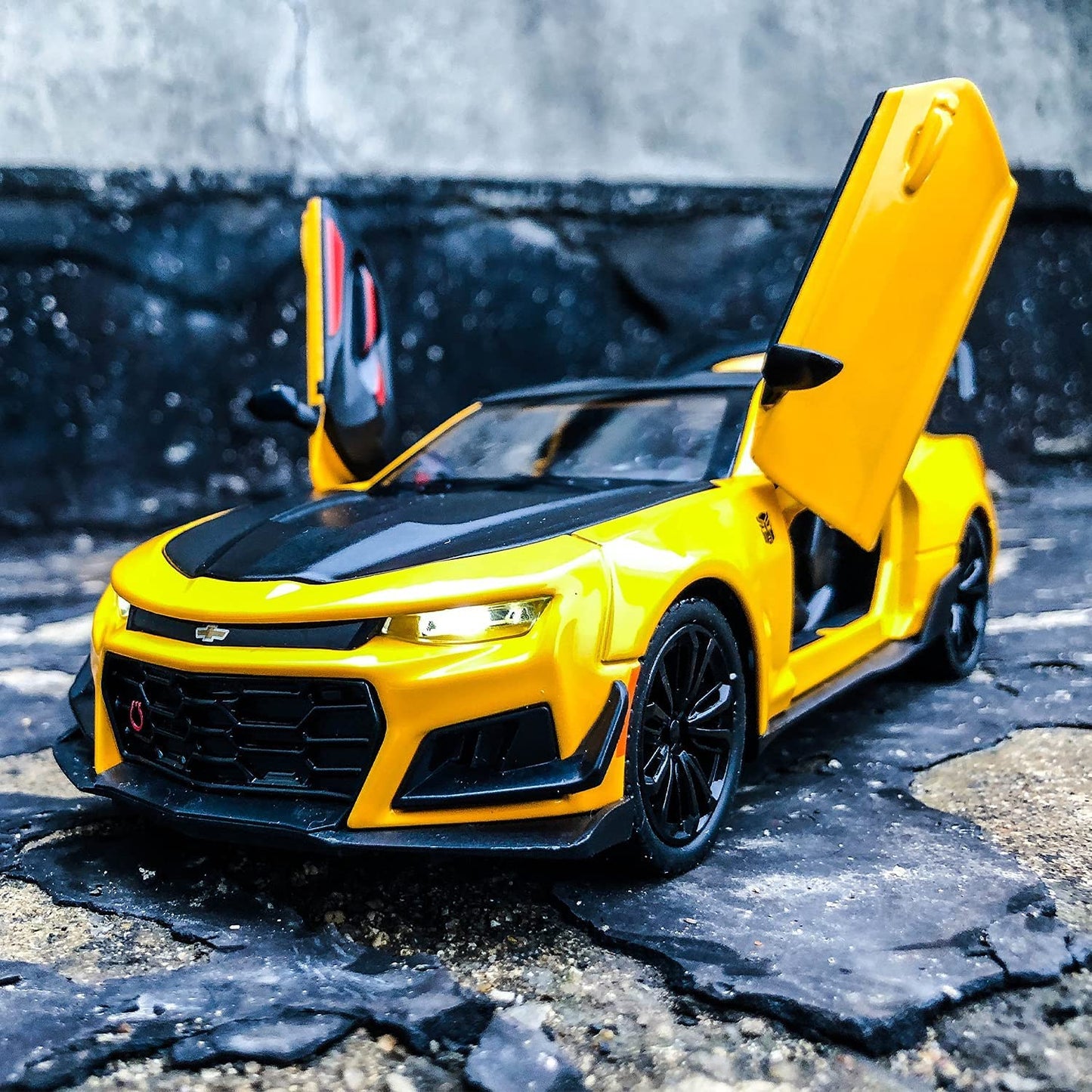 🚗✨ 1:24 Chevrolet Metal Car – For Kids ✨🚗