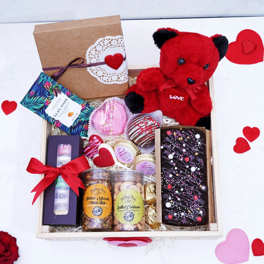 Cupid’s Crate – A Luxury Valentine’s Day Hamper