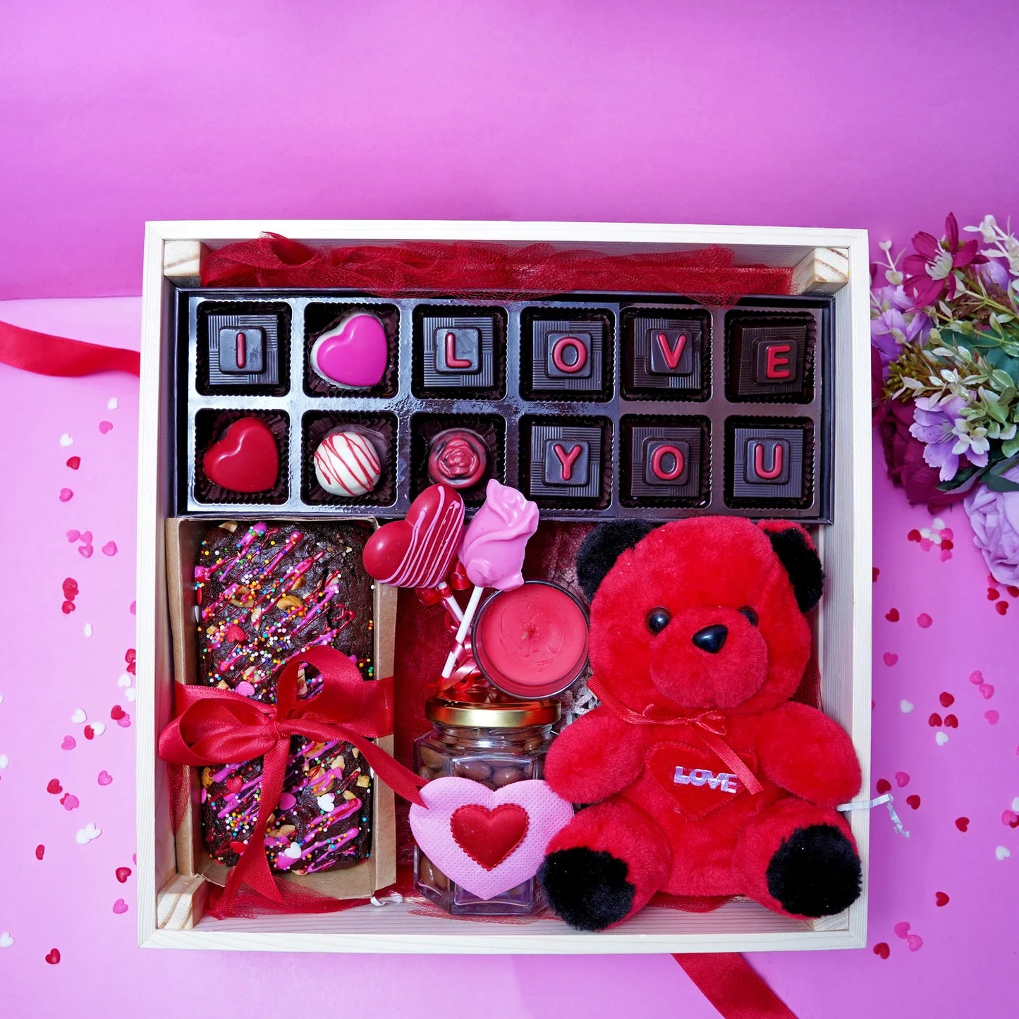 💖 Love Infinity Crate Hamper – The Ultimate Expression of Love 💖